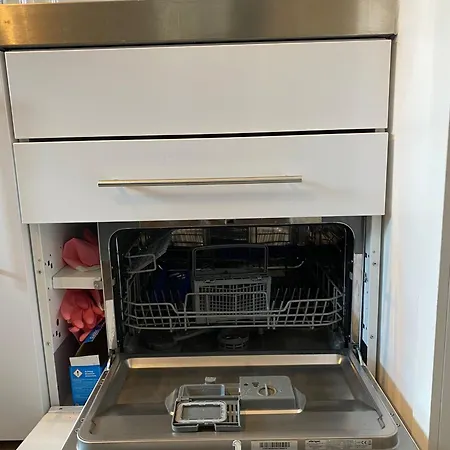 Apartment With Aircon *