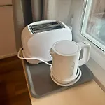 아파트 With Aircon