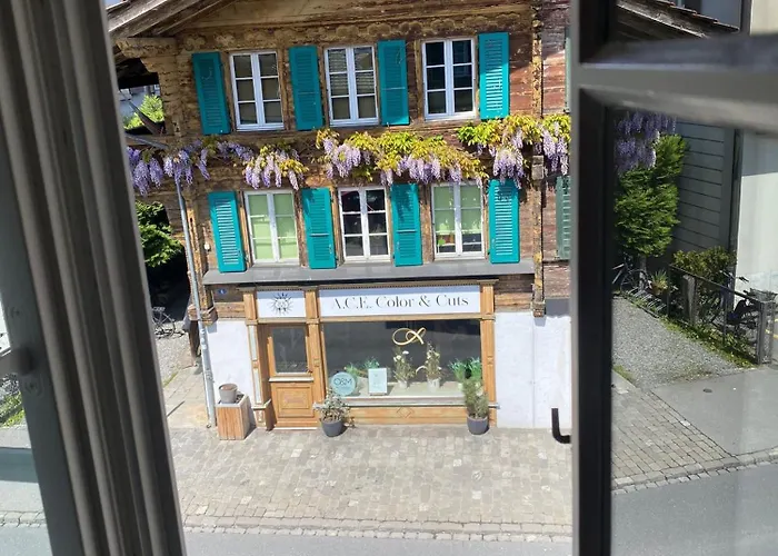 Apartment With Aircon *